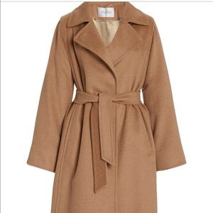 Max Mara long Alpaca fur camel coloured coat